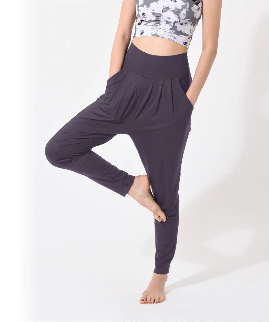 Tapered store yoga pants